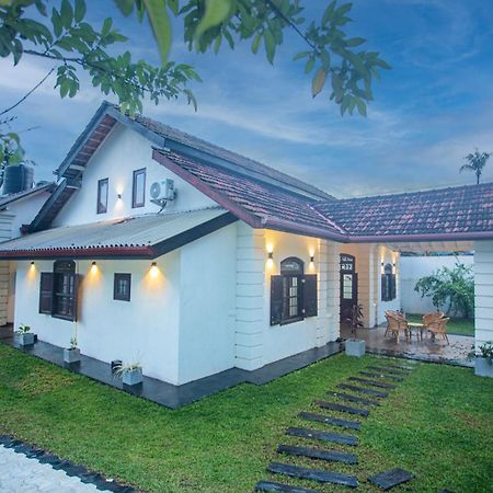 Villa Risithenmi Ahangama Luaran gambar