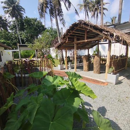 Villa Risithenmi Ahangama Luaran gambar