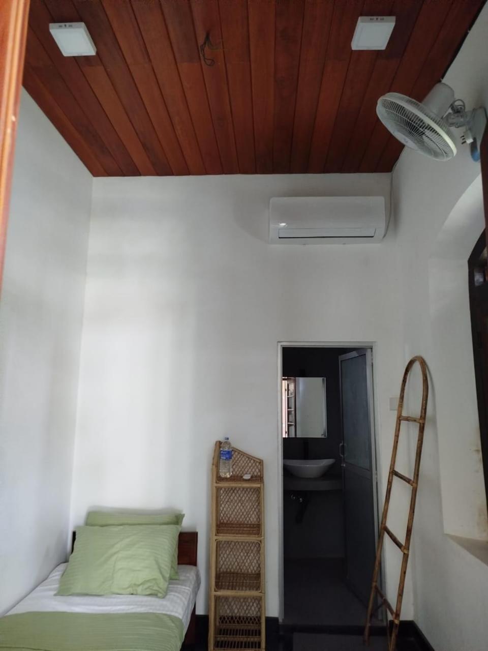 Villa Risithenmi Ahangama Luaran gambar