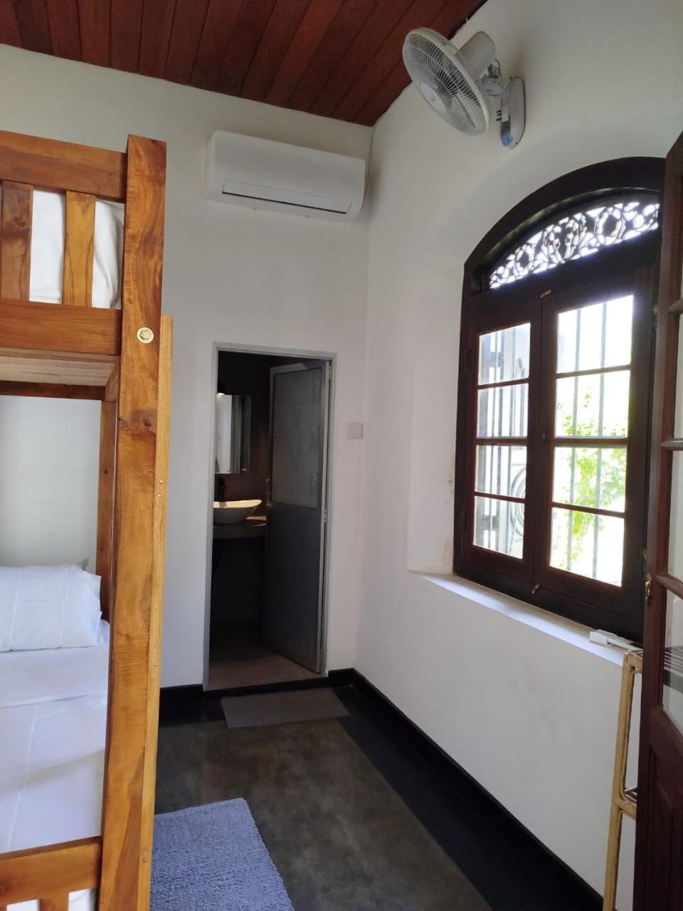 Villa Risithenmi Ahangama Luaran gambar