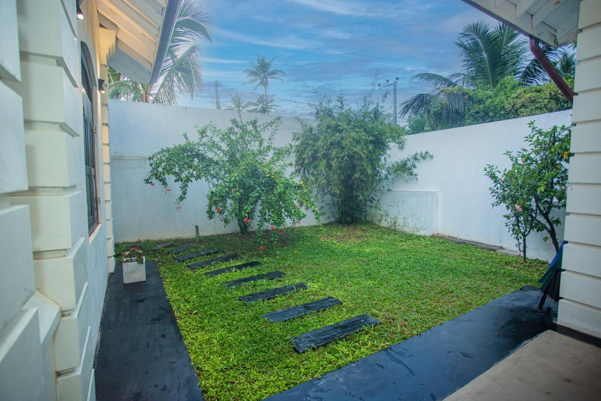 Villa Risithenmi Ahangama Luaran gambar