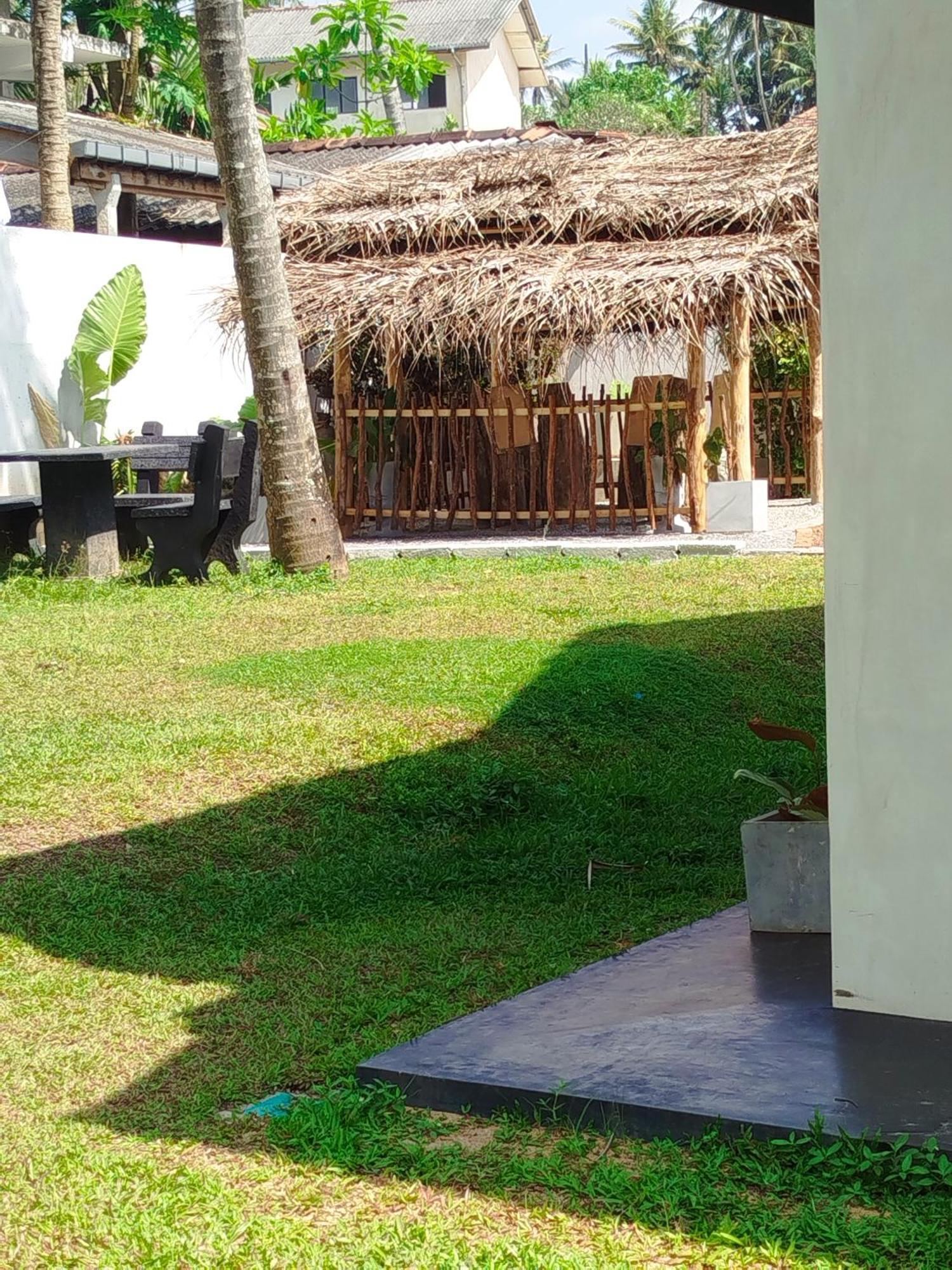 Villa Risithenmi Ahangama Luaran gambar